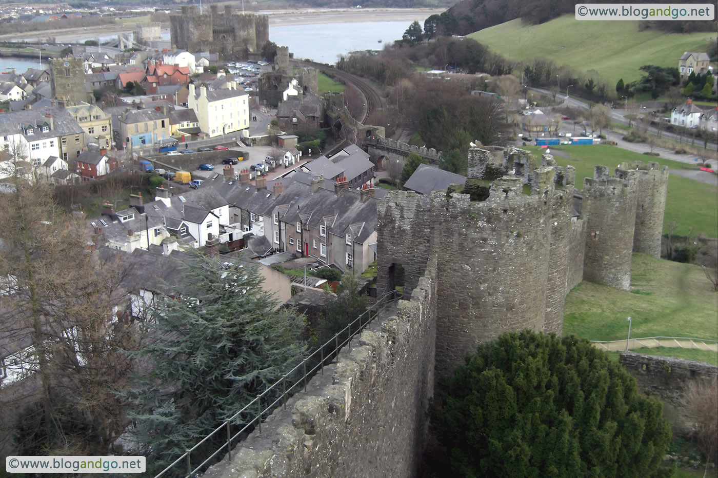 Conwy - Town walls and Castle view